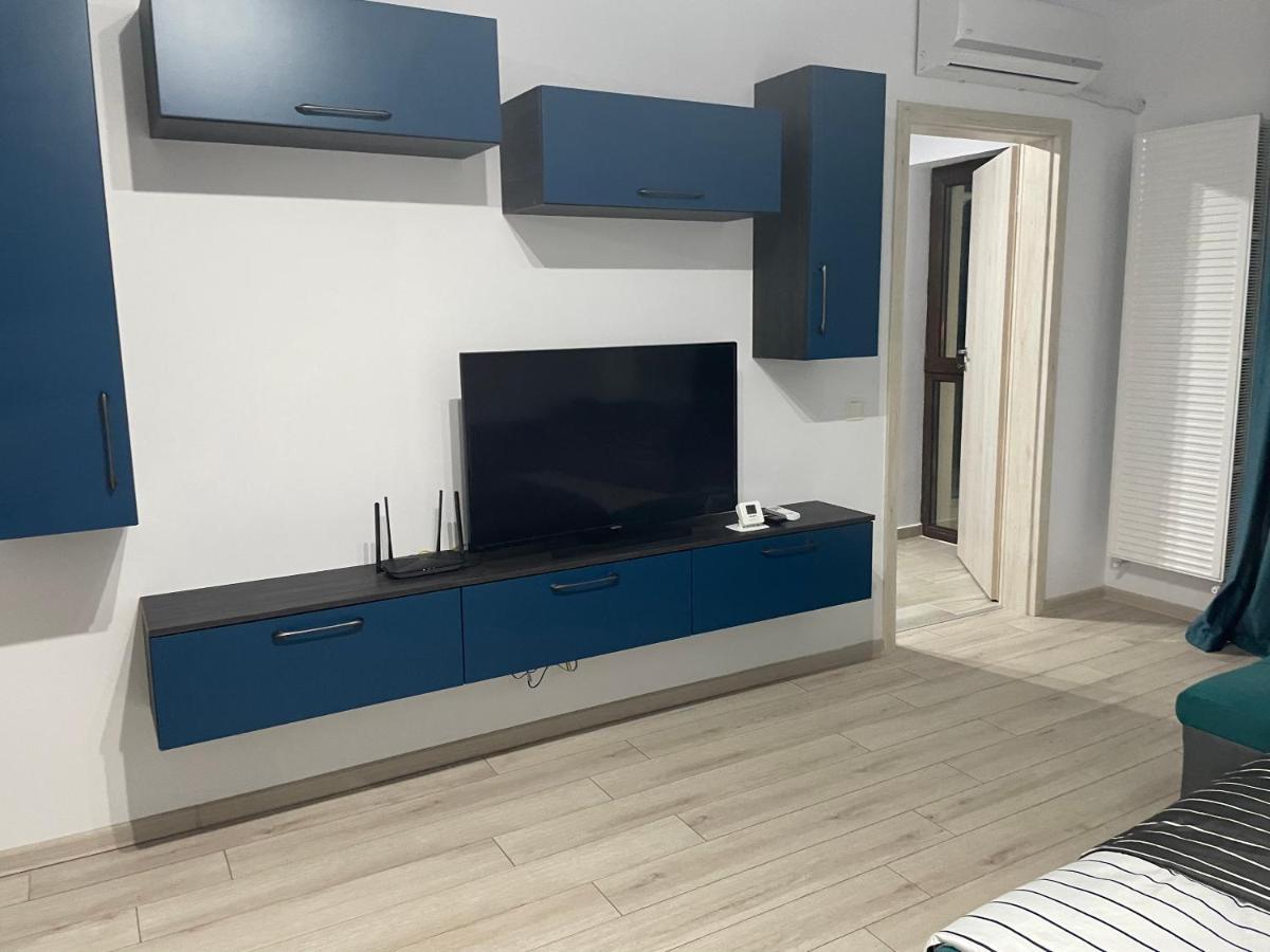 Moghioros Park Residence Dum4 Bukares Bagian luar foto