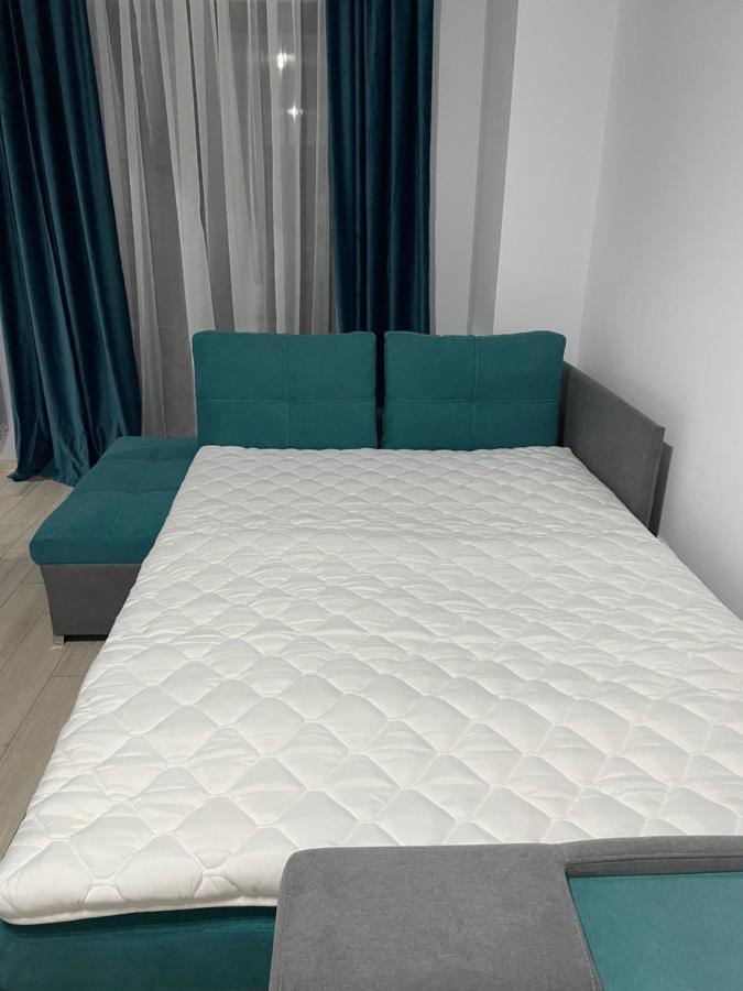 Moghioros Park Residence Dum4 Bukares Bagian luar foto