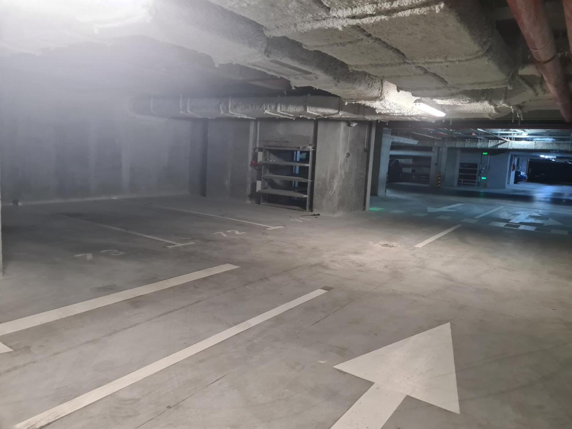 Moghioros Park Residence Dum4 Bukares Bagian luar foto